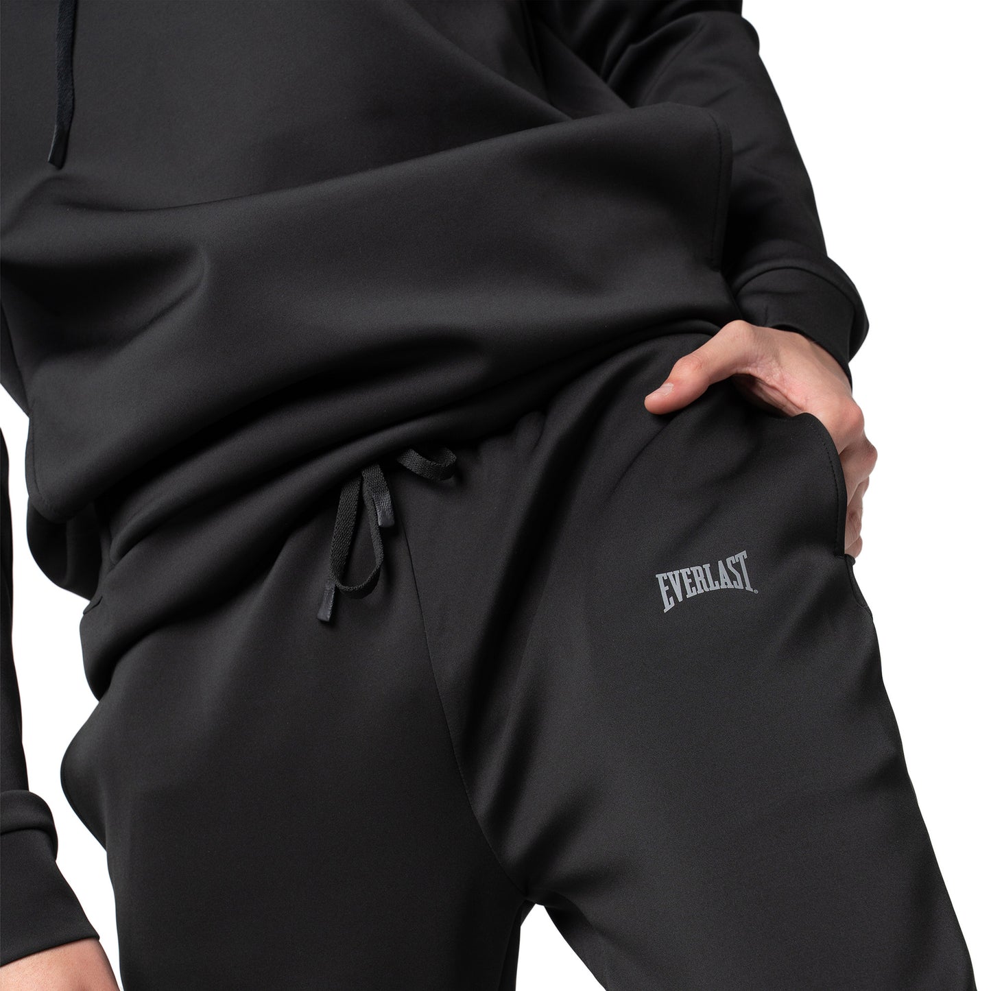 Conjunto Essentials Move Negro