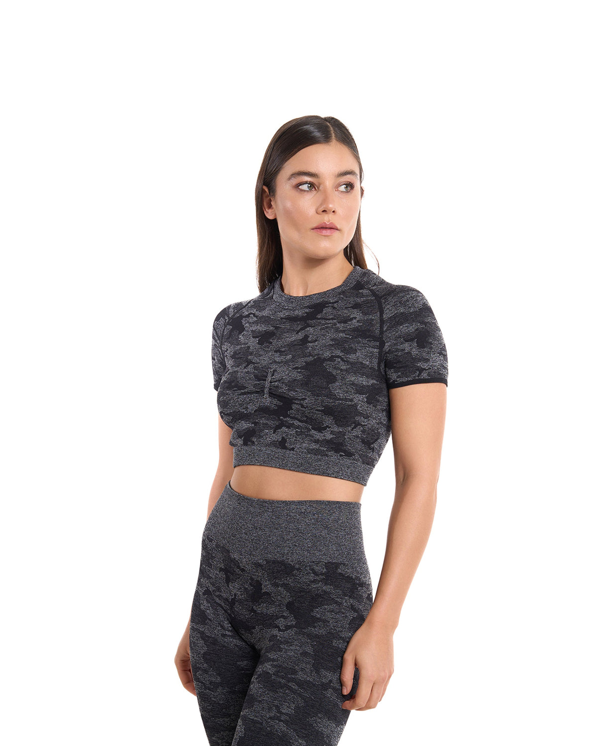 TOP DARK CAMMO FITNESS