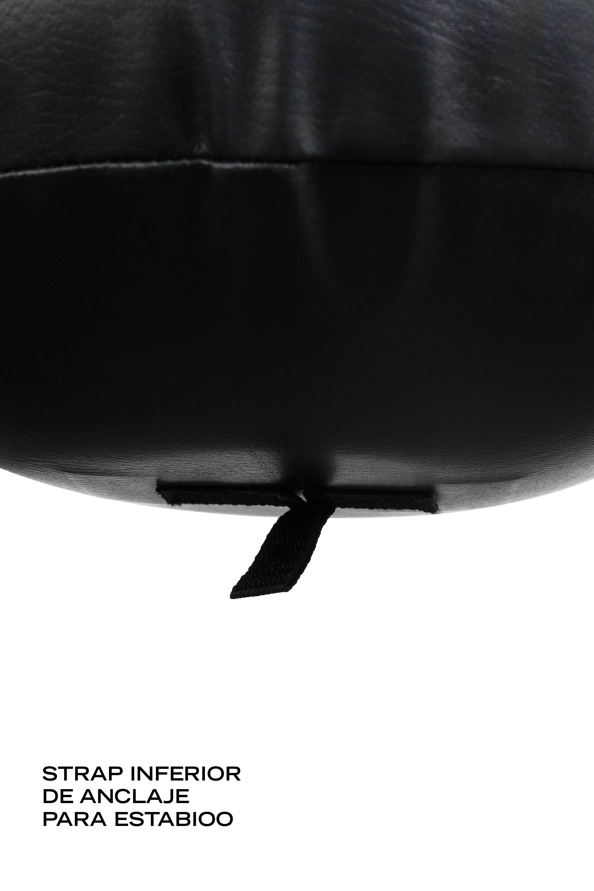 Costal de Box Élite Negro con Dorado 70 LB