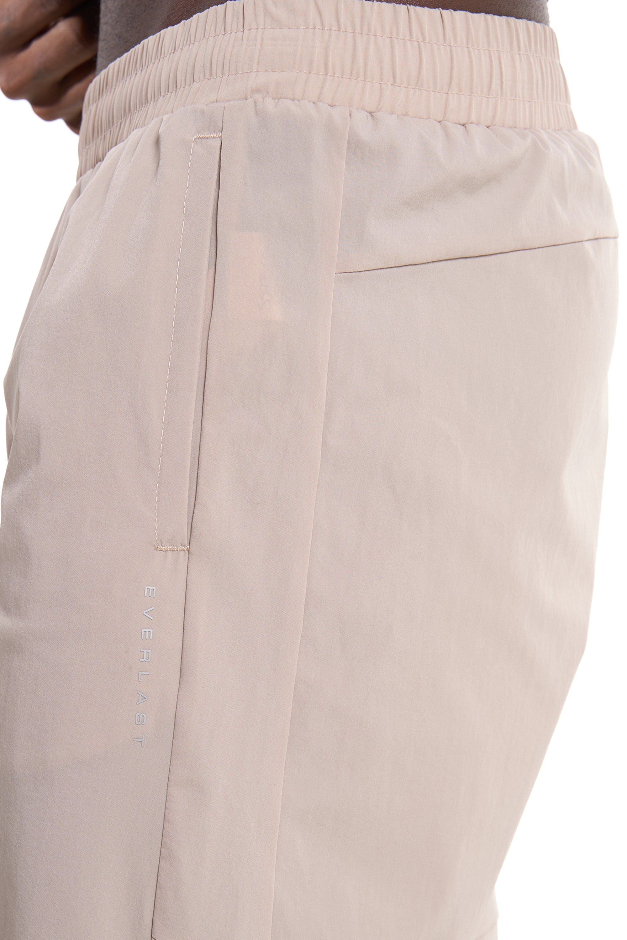 #color_khaki